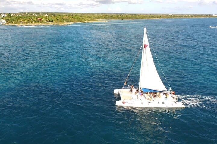Saona Island Excursion from Bayahibe: Natural Pool, Beach Buffet & Speedboat Return photo 3