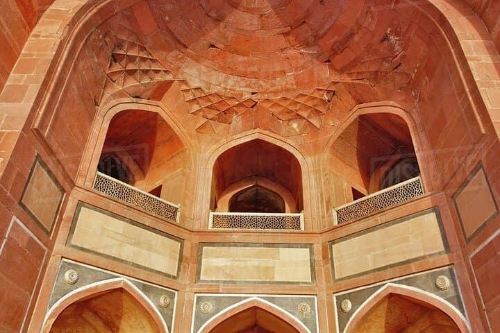 Morning Private History Walk at Humayun's Tomb with Breakfast photo 5