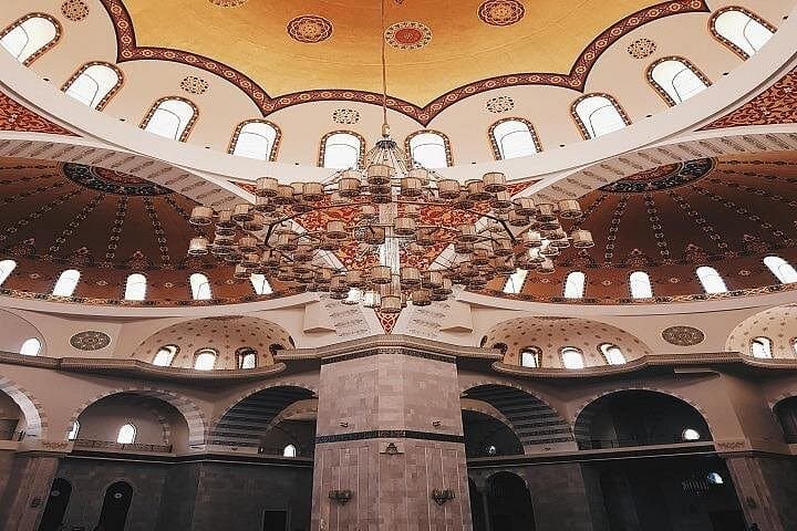 Fujairah East Coast Tour: Sheikh Zayed Mosque, Fort & Khorfakkan Beach photo 2