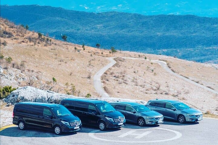 Split to Zagreb Private Transfer with Plitvice Lakes: Scenic Route & Guided Stop photo 5