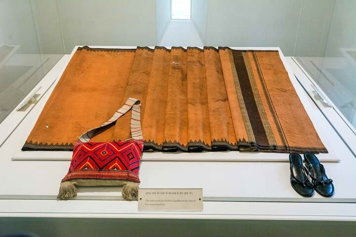 Gandhi's Journey in New Delhi: Gandhi Smriti, Raj Ghat & National Museum with Lunch photo 5
