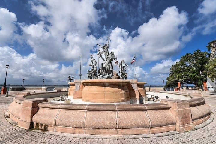 Old San Juan Deluxe Walking Tour: Historic Forts & Colorful Streets photo 4