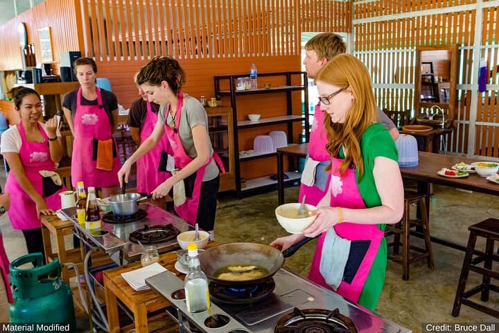 7-Day Bali First-Class: Volcano Sunrise, Rice Terraces & Dolphin Boats photo 4