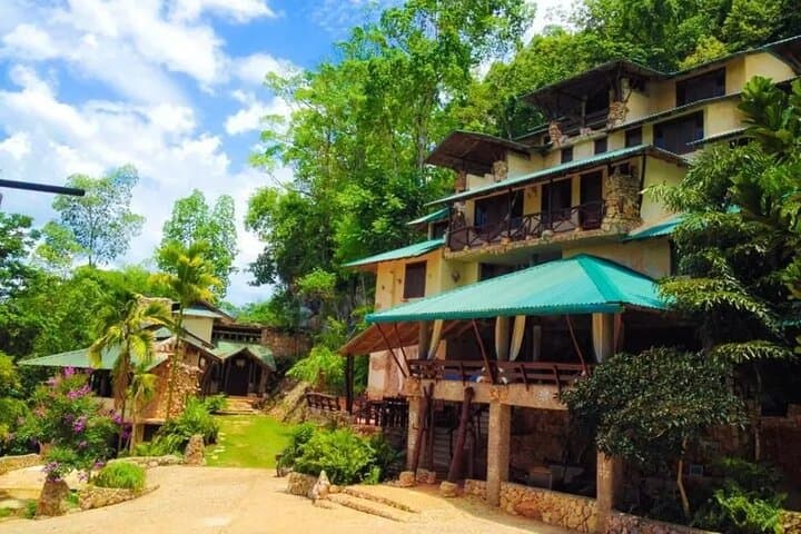 Cano Hondo Ecolodge: Kayaking, Rainforest Hike & Natural Pool Swim in Los Haitises photo 3