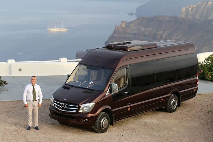 Half-Day Traditional Santorini Tour: Oia, Black Beach & Profitis Ilias Views photo 3