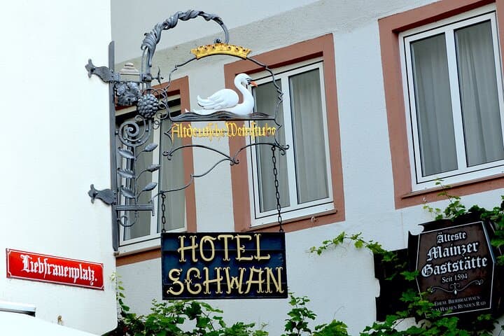 Mainz City Quiz for Kids: 2-Hour Scavenger Hunt Through Old Town photo 5