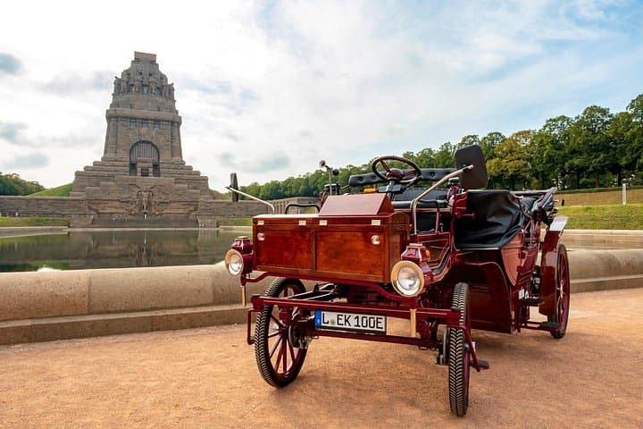 Leipzig Electric Carriage City Tour — 60-Minute Sustainable Guided Sightseeing photo 3