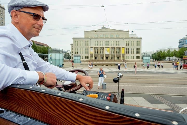 Leipzig Electric Carriage City Tour — 60-Minute Sustainable Guided Sightseeing photo 5