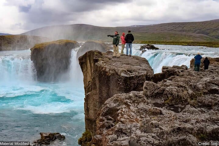 Iceland in 9 Days: First-Class Ring Tour from Reykjavík to Vatnajökull photo 3