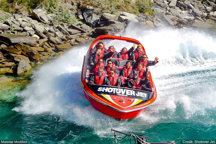 9-Day First-Class New Zealand Adventure: Queenstown to Auckland photo 1