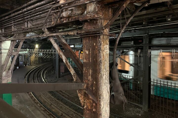 Boston Self-Guided Ghost Walking Tour — Smartphone App with EMF Reader photo 5