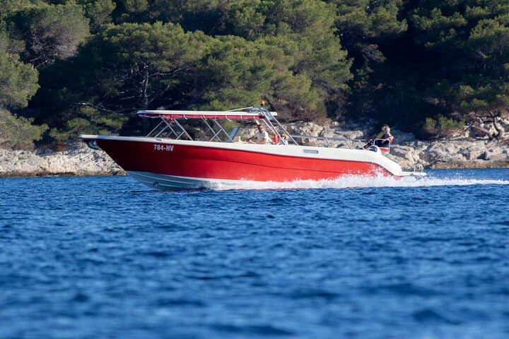 Private Hvar Island Hopping Speedboat Tour — Blue Cave, Vis & Pakleni Islands photo 3
