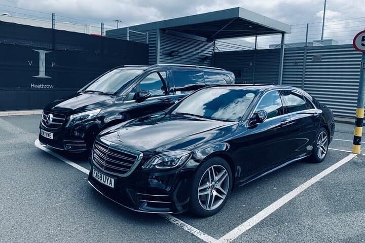Executive Chauffeur Transfer from London to Gatwick — Private Car & Meet-and-Greet