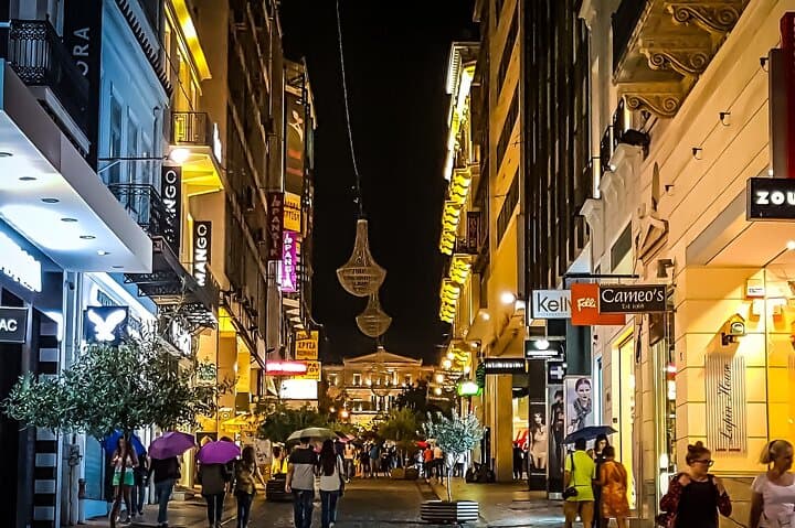 12-Day Greece Highlights: Athens, Delphi, Meteora, Santorini & Crete Tour photo 6