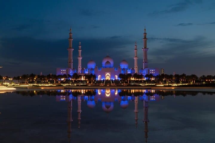 Exclusive Abu Dhabi Full-Day City Tour & Sheikh Zayed Grand Mosque Visit