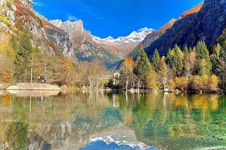 Full-Day Guided Hike in Val di Mello: San Martino to Rasica Day Trek
