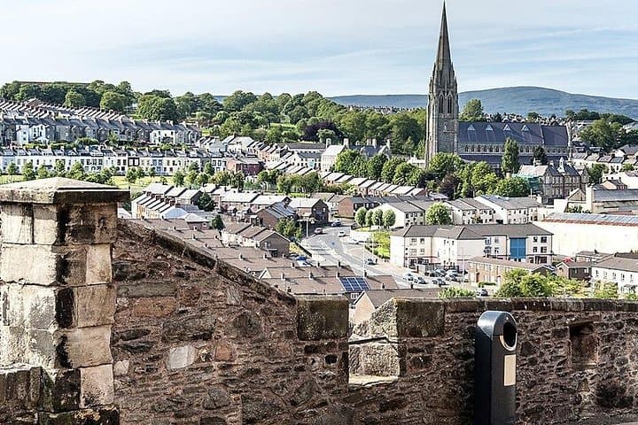 Walk the Walls of Derry: Self-Guided Audio Tour of the Walled City