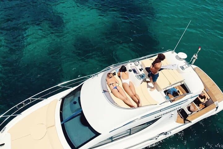 Private Boat Charter from Cascais to Cabo da Roca — Golden Ocean 32 Tours photo 3
