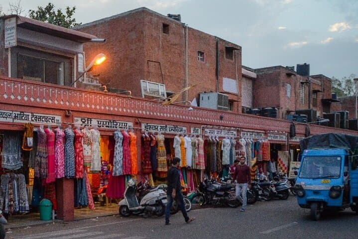 Jaipur Food Market Visit & Home-Style Rajasthani Cooking Experience photo 3