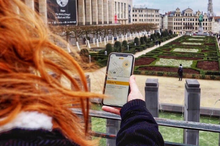 Brussels Hangover Escape Game: Smartphone Scavenger Hunt with Drinks