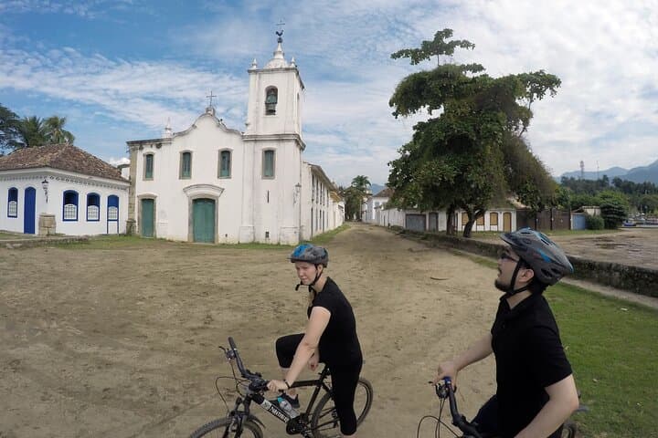 Mountain Biking to Waterfalls in Paraty — Guided Ride through Serra da Bocaina photo 3