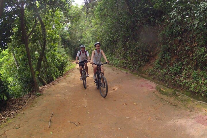 Mountain Biking to Waterfalls in Paraty — Guided Ride through Serra da Bocaina photo 4