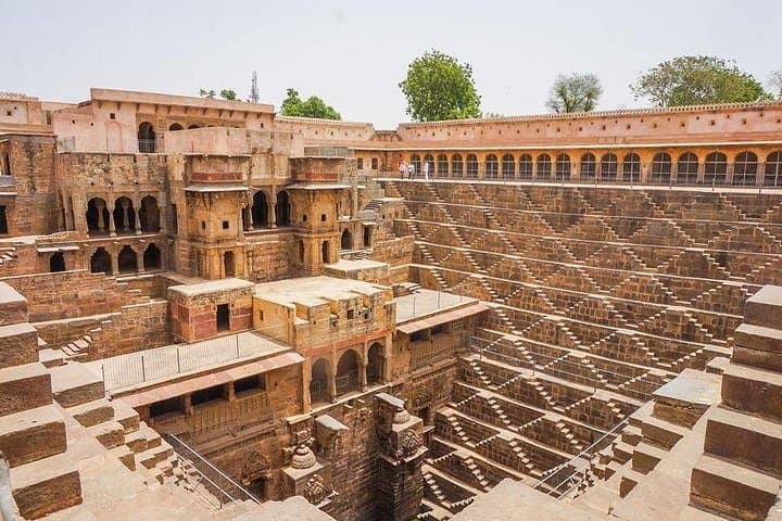 3-Day Rajasthan Tour for Women: Jaipur, Udaipur & Pushkar Cultural Itinerary photo 3