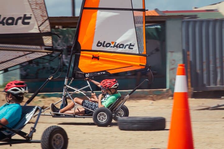 Harness Aruba's Trade Winds: Blokarting on the Island's Rocky Shores photo 3
