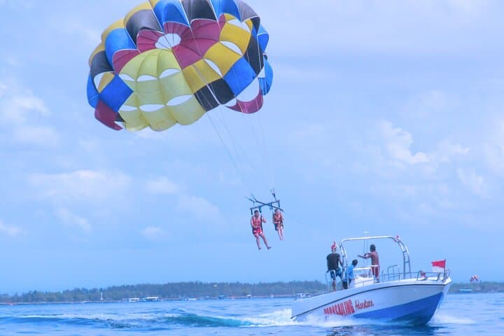Bali Parasailing Adventure: Soar Over Kuta's Indian Ocean photo 2