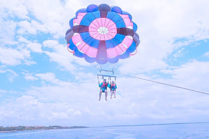 Bali Parasailing Adventure: Soar Over Kuta's Indian Ocean photo 4