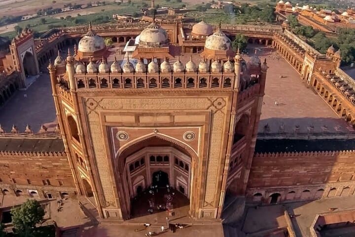 Sunrise at the Taj: Overnight Agra Trip with Cultural Show & Fatehpur Sikri photo 2