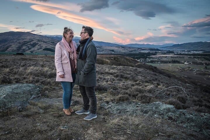 Queenstown Mountain & Lake Engagement Photoshoot — Private 4WD Land Rover Experience photo 4