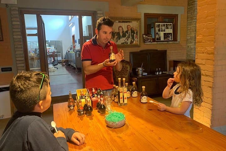 Cavedoni Balsamic Vinegar Tour in Modena — Taste 5–100 Year Traditional Balsamics photo 2