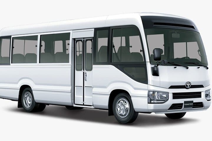Smooth Dubai Airport Arrival Transfer: Private Pickup to the City photo 4