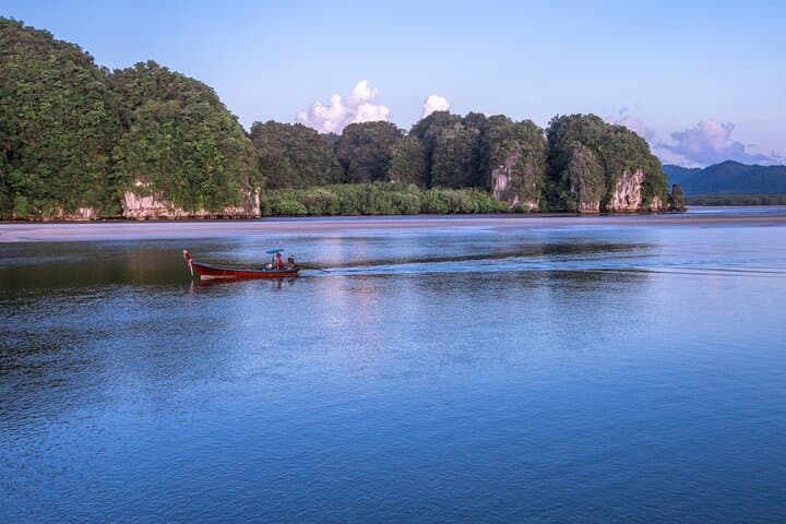 Kayak Ao Talen: Krabi Mangrove & Limestone Cliff Adventure photo 4