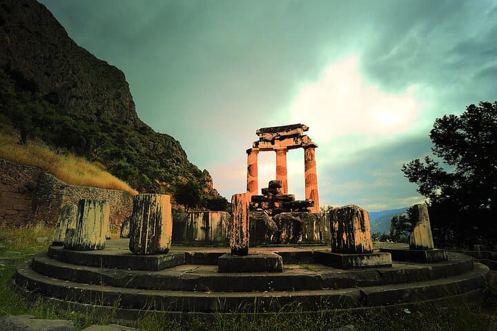Delphi Day Trip from Athens: Private Tour to the Oracle & Mt. Parnassos