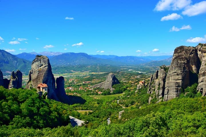 Private Day Trip to Meteora and Thermopylae Monasteries and Hot Gates photo 5