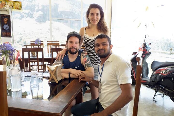 Kandy to Sigiriya: Private Day Trip with Village Tour & Dambulla Cave Temple