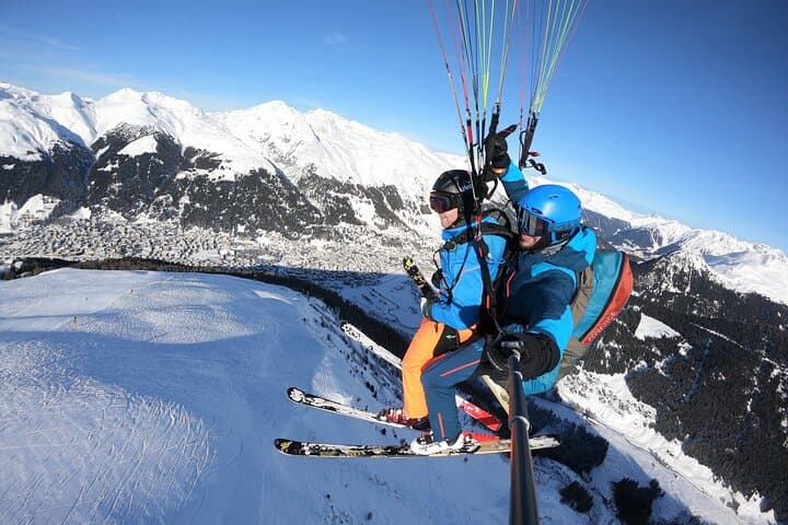 Ski-and-Fly on Jakobshorn: Tandem Paragliding from Davos' Ski Area photo 5