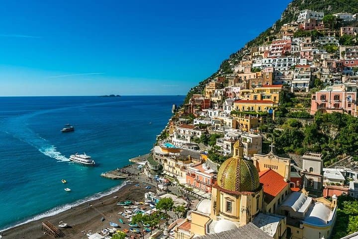 Day Trip from Rome: Private Chauffeured Tour to Amalfi Coast & Pompeii photo 3