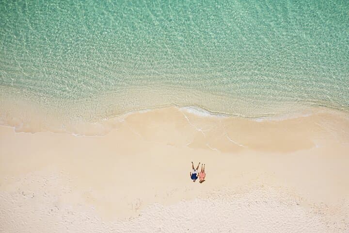 Private Photoshoot on Grace Bay — Turks and Caicos Beach Session photo 3