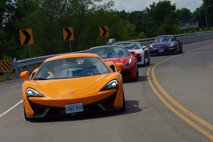 Hamilton Mountain Supercar Test Drive: Lamborghini, Ferrari & McLaren on Scenic Escarpment Roads photo 2