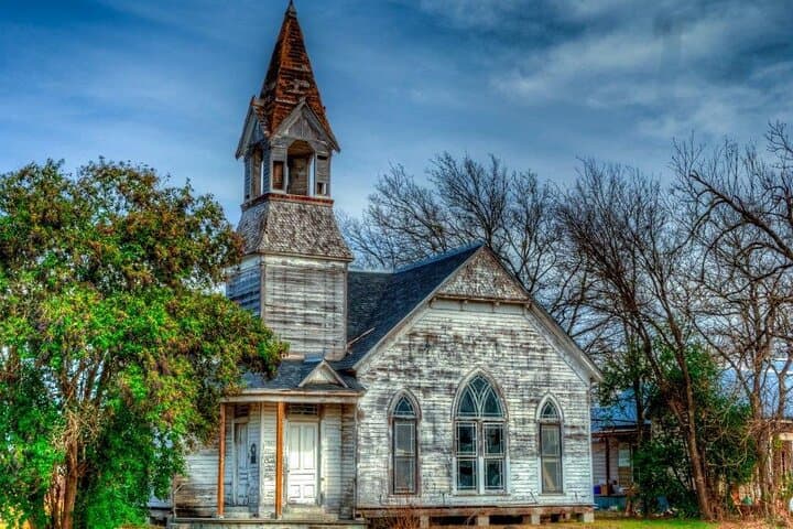 Bartlett Secrets Tour: Historic Ghost-Town Walk in Bartlett, Texas photo 4