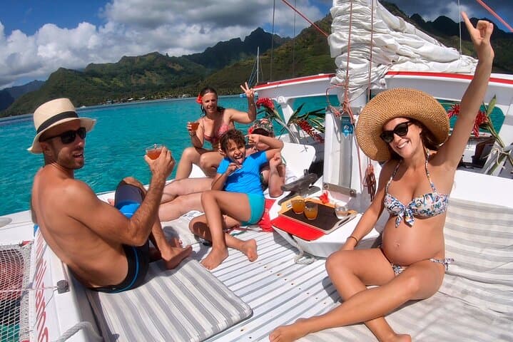 Private Moorea Catamaran: Half-Day Snorkel with Sharks, Rays & Coral Gardens photo 6