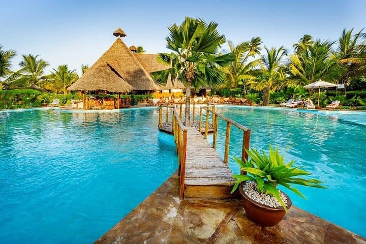 4-Day Zanzibar Holiday: Stone Town, Spice Plantations & Safari Blue photo 4