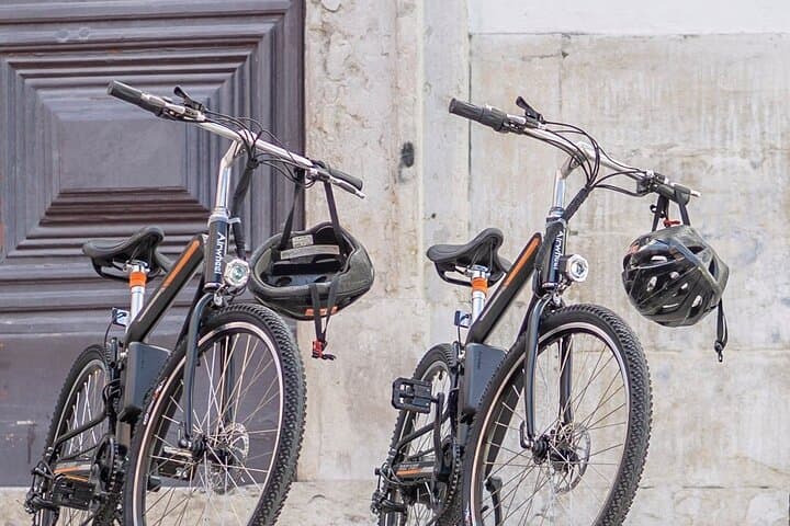 Night E-Bike Tour in Lisbon's Alfama — Cruise the Fado Streets After Dark photo 3