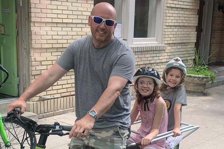 Savannah Historical Electric Bike Tour — Squares, Haunted Houses & Riverfront photo 1