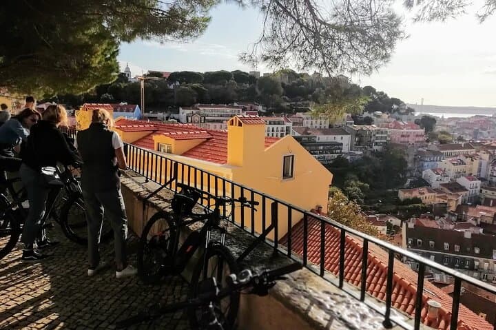 Lisbon 7 Hills & 14 Viewpoints E-Bike Tour — Alfama to Graça in Half Day photo 3