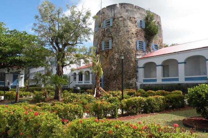 Private Airport Transfer to Hampton by Hilton Havensight, St. Thomas photo 5
