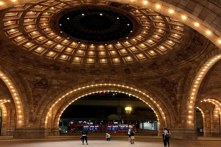 Black & Ghost Walking Tour of Downtown Pittsburgh: History, Architecture & Ghost Stories photo 2